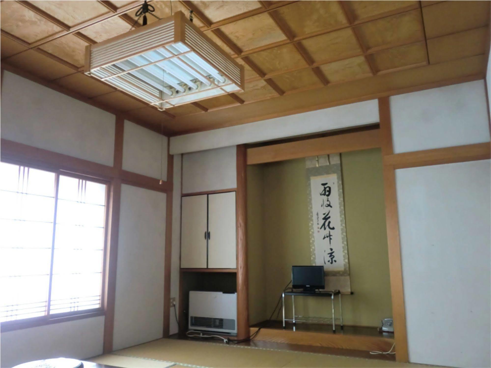Hotel Onsen Minshuku Sakaeya Shizukuishi Exterior foto
